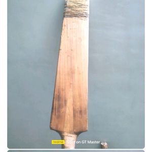 Willow Cricket Bat