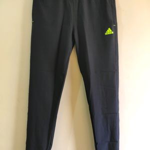 Boys/Girls Pack of 1 Black Solid Trackpants.