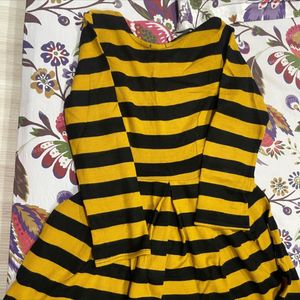 Dress With Mustard Black Stripes And A Belt