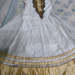 White Anarkali Suit.🥰