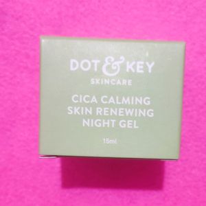 😍Dot And Key Cica Calming Face Wash..😍