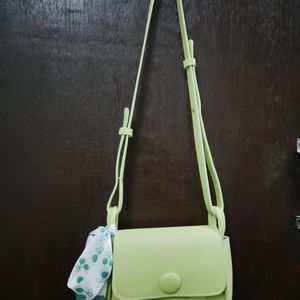 Savana Lime Green Sling Bag