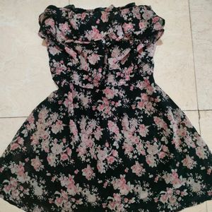 Ruffle Strapless Dress 🎀🏩🛍️👛