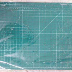 A3 CUTTING MAT - NEVER USED