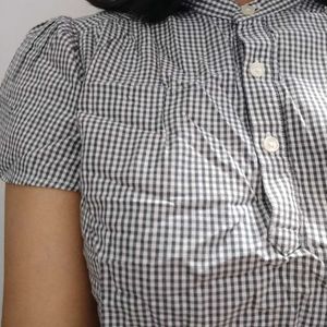 checkered crop tee ▪️▫️▪️▫️