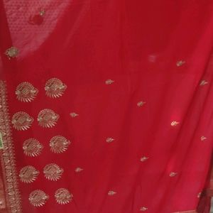 Saree With Attached Blouse Piece