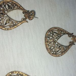 Earrings Set With Mantika