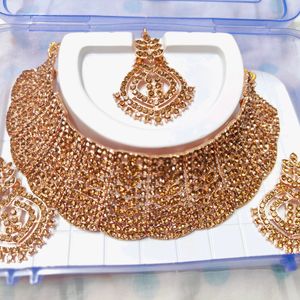 DIAMOND JEWELLERY SET