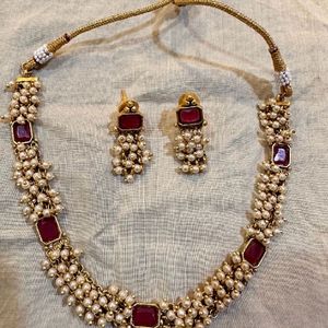 Necklace Set