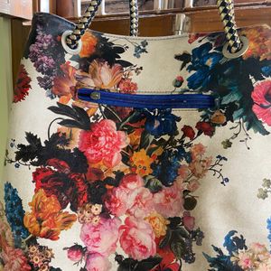 Multi Color Flowers Print Handbag With Scarf