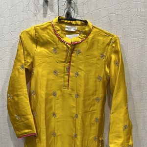 Festive Kurta In Yellow Color