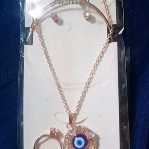 Beautiful Evil Eye Necklace With Tops.ring.bracele