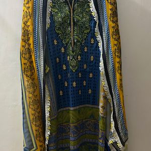 Pakistani Lawn Suit