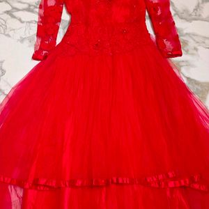 DROPPED 💯 Red Flared Gown..❤️🍒