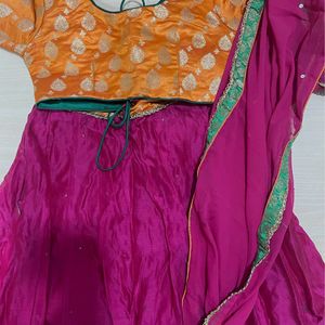 Brand new Fabindia Silk Lahanga Choli Dupatta4-6yr