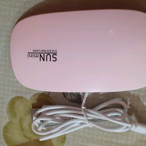 UVLED NAIL MINI LAMP ( TOTALLY NEW )