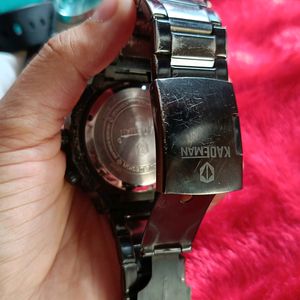 Pack Of 5 Watches. FREE 2 SUNGLASSES