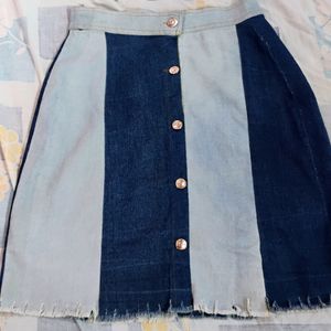 Denim Skirt 💙