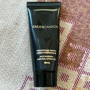 Faces Canada Weightless Matte Finish Foundation