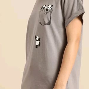 Grey Climbing Pocket Panda Printed T-shirt