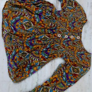 Bolo Look Multi Color Gujrati Top