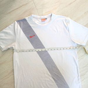 Nike Sports T-Shirt