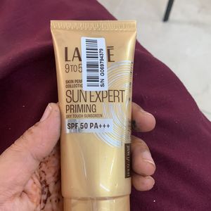 Lakme Sunexpert Priming Dry Touch Sunscreen