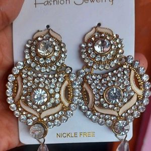 Silver Diamond Earrings (Artificial) 💎