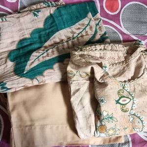 Kurti Set