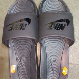 Nike Flip Flop