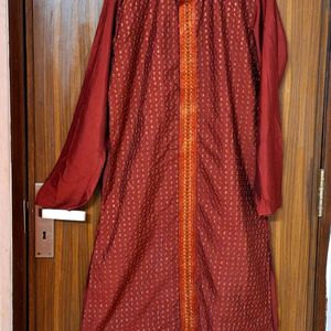 Manyavar Maroon Embroidered Kurta Size M