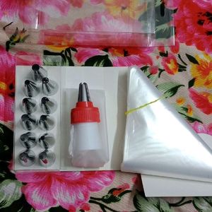 12 Pieces Cake Decoration Nozzles + Free 10 Bags🎂