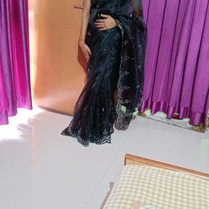 I Am Selling Orgenja Mirror Work Saree