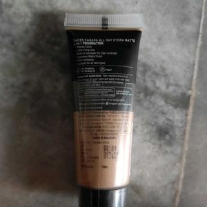 Faces Canada 3in1 Foundation