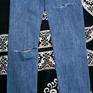 30 Size Women Ripped Jeans