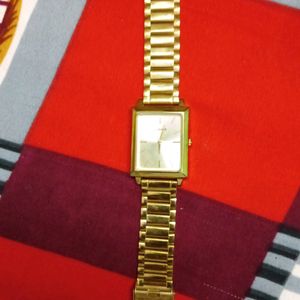 Sonata Men's Golden Chain Watch (Battery Needed)