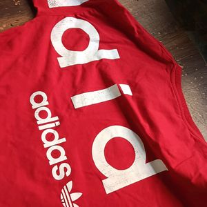 ♥️  Tshirt Adidas  Vrry Good Look