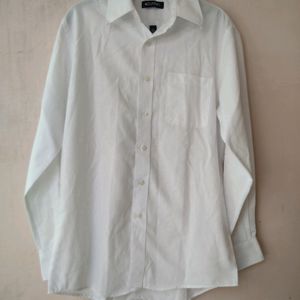 PURITAN White Shirt 🤍 (NEW)