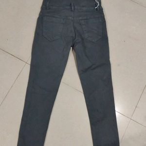 New Women Denim Jeans For Sale