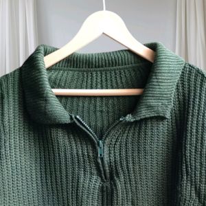 Darkgreen Zip Sweater