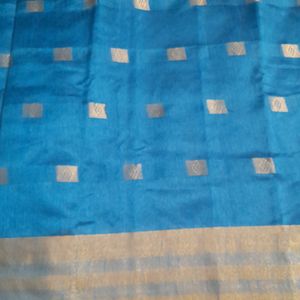 Peacock Blue Grand Saree with Contrast Blouse