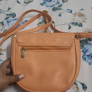 Caprese Sling Bag