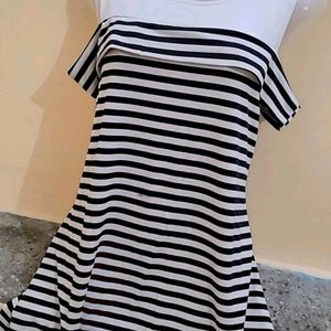 huge price drop😱😍💦Stylish Sleeve Striped Dress