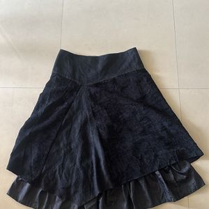 Black Skirt