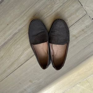 Casual Shoes For Jeans And Pants