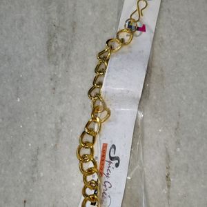 golden chain bracelet