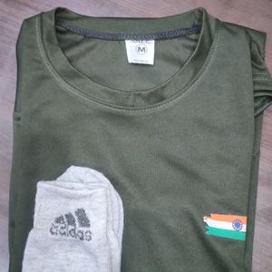 T-shirt Army Sports Full Baju With Free Socks One Pair.         Back side Commando Printed