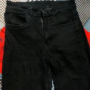 Black Skinny Jeans