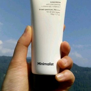 Minimalist Sunscreen SPF 50