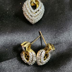 A D Jewellery Pendant Set